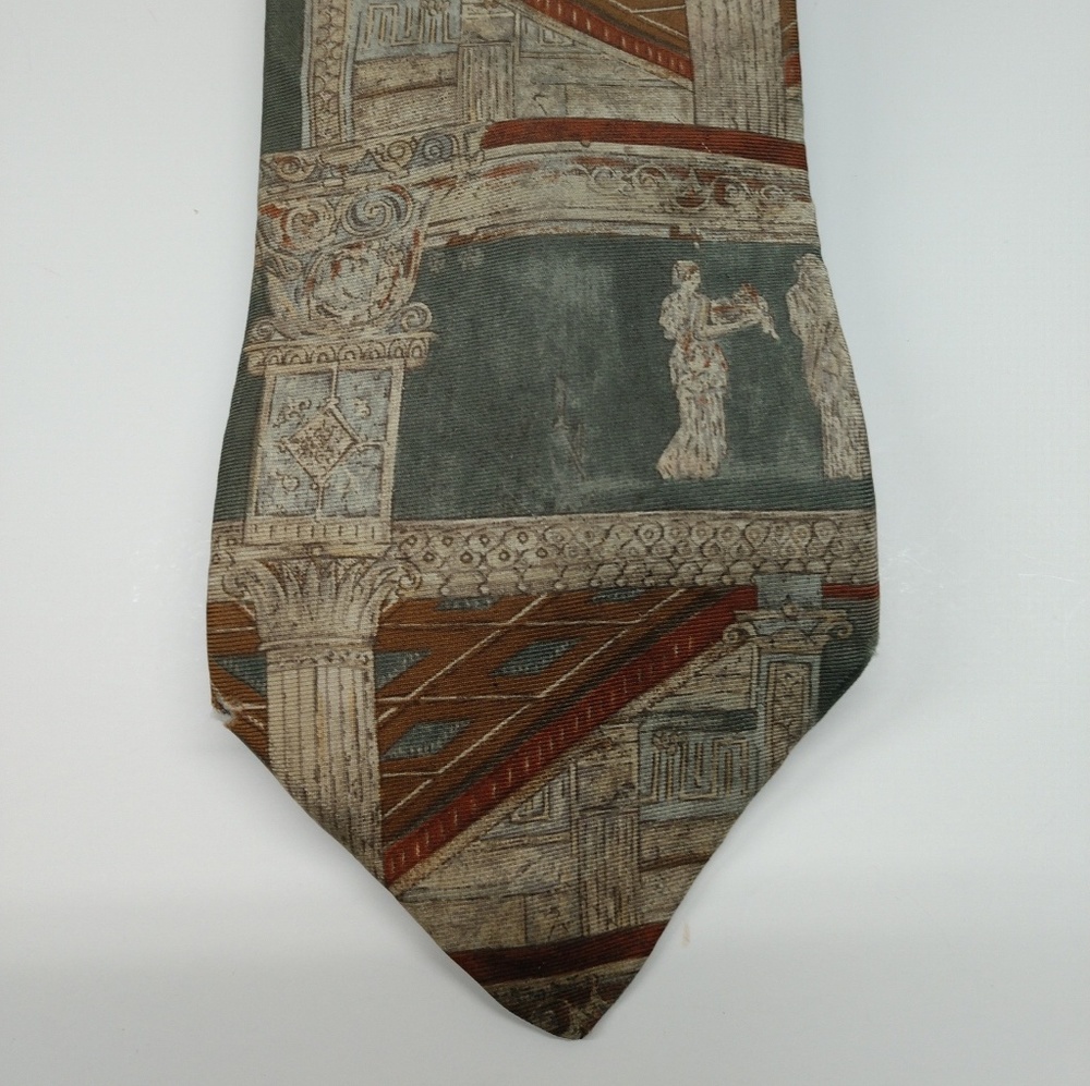 Structure men's tie Ancient Roman motif
